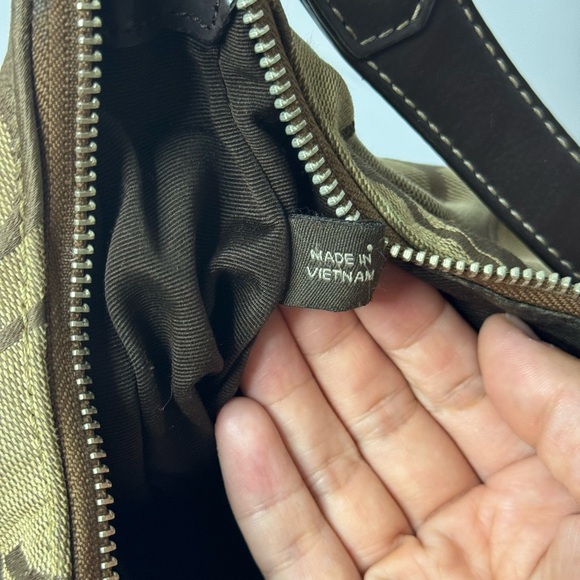 COACH SIGNATURE HOBO SHOULDER HANDBAG - Picture 11 of 14